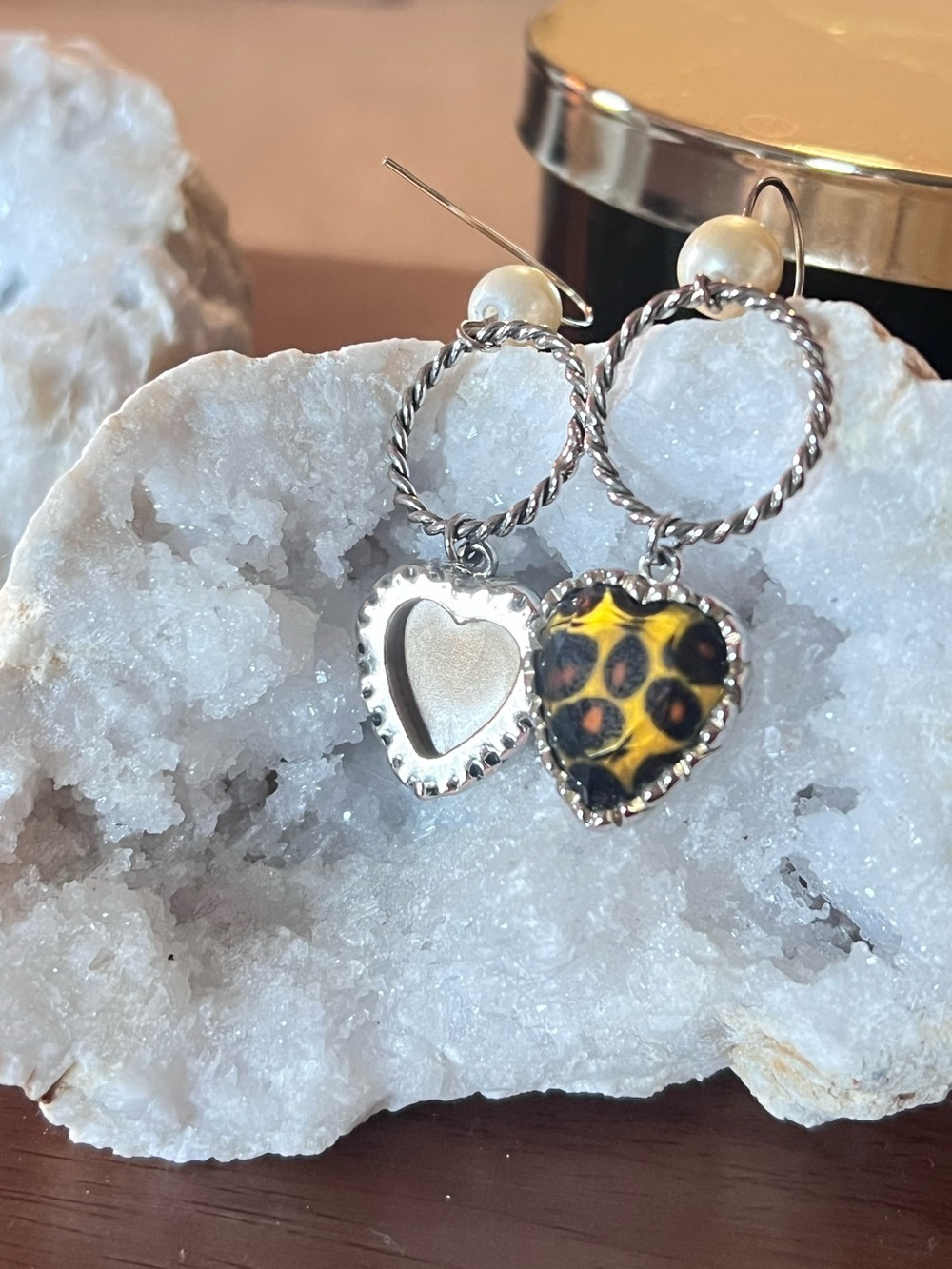Betsey Johnson Leopard Heart Pearl Dangle Earrings - Picture 3 of 5